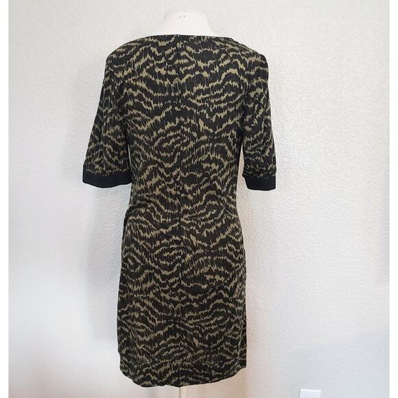 Trina Turk Green & Black Animal Print Shift Dress Size 4 - Picture 8 of 12